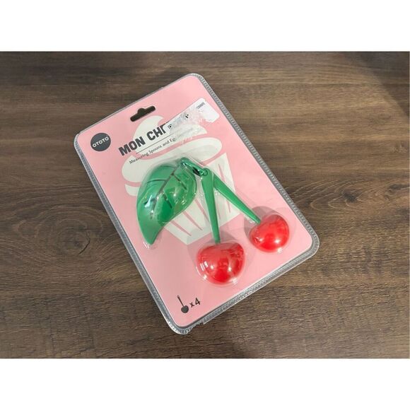OTOTO Mon Cherry measuring spoons and egg separator kitchen utensils - Picture 1 of 8